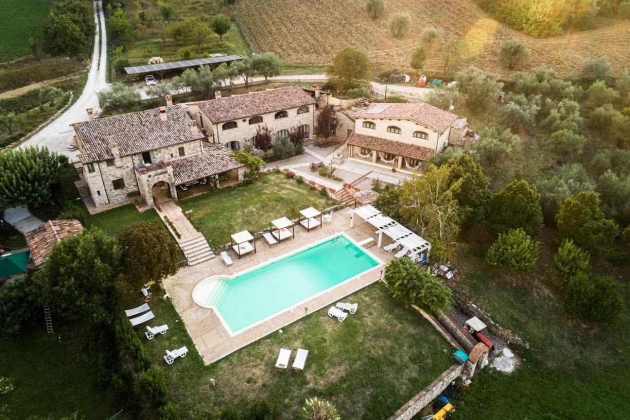 Residenza Collefiorito Aparthotel Todi Ngoại thất bức ảnh