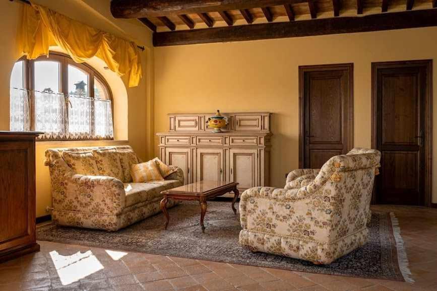Residenza Collefiorito Aparthotel Todi Phòng bức ảnh